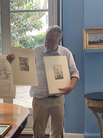 Ger Luijten showing prints at Hôtel Turgot, 2021
